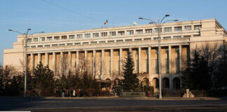 Statul s-a schimbat. Reflexul de a-l trata pe cetățean ca pe un supus a rămas